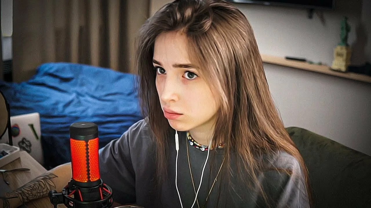 Gensyxa блоггер. Gensyxa 2018. Генсуха фрикхата. Генсуха стрим. Генсуха сколько ей лет.